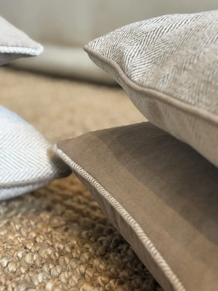 taupe 2.webp
