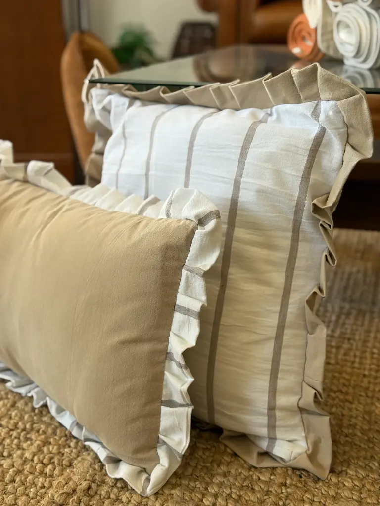 Duo de almohadones con volados